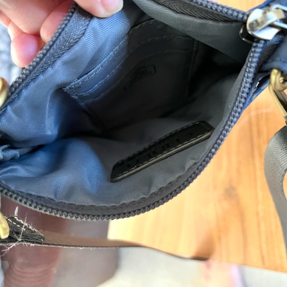 Chala Evolution Cellphone Sunflower Crossbody - Picture 5 of 9